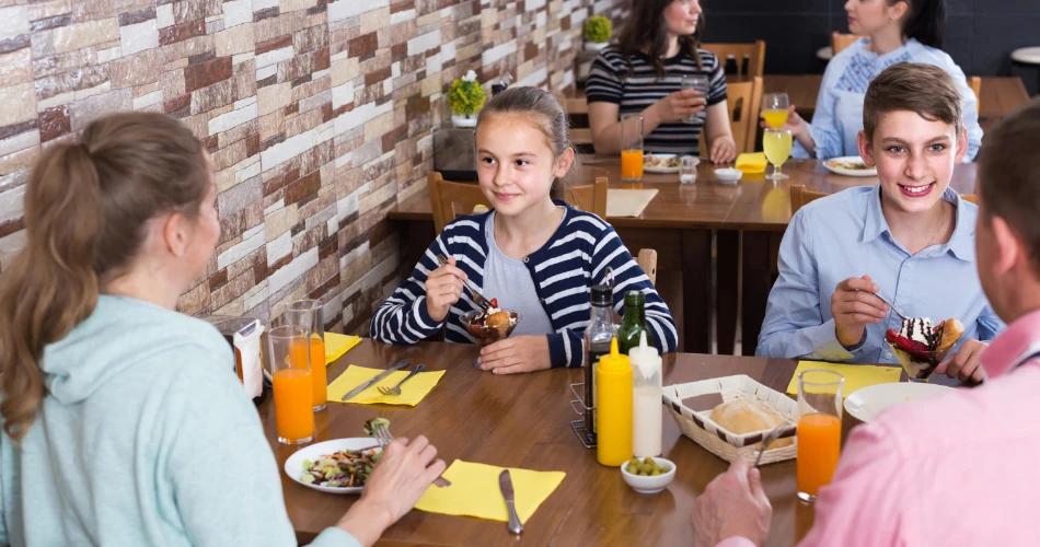 Palo Alto Food Scene: Cafes, Eateries & Local Favorites